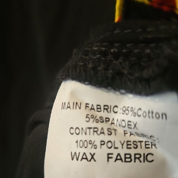 SHENBOLEN  Colorful Patterned Black T-Shirt - Picture 5 of 5